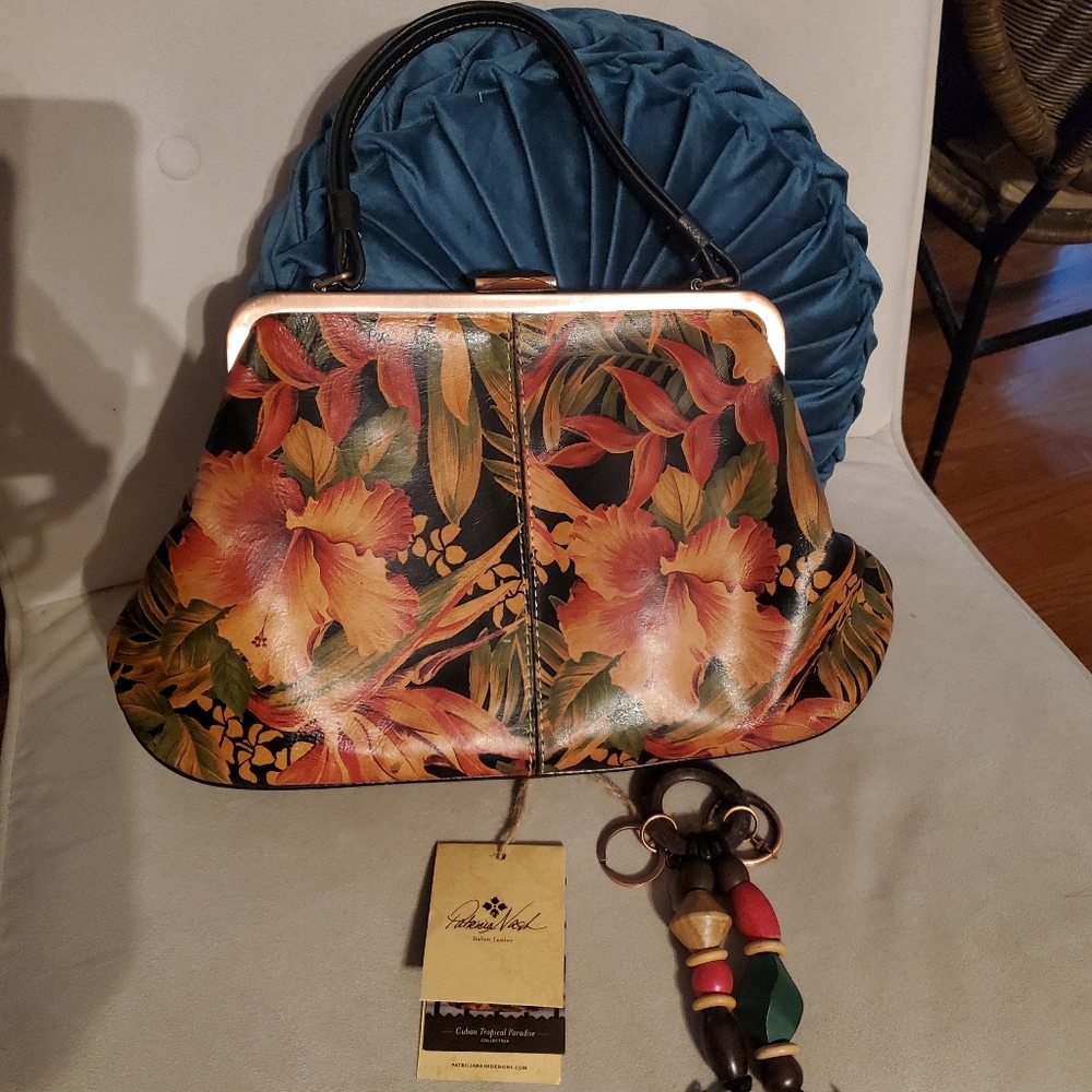 Patricia Nash Cuban Tropical Paradise plus keychain